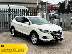 White Used 2018 Nissan Qashqai Acenta Premium SUV | £10,695 (Good price)