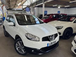 White Used 2011 Nissan Qashqai Tekna SUV | £2,995 (Fair price)