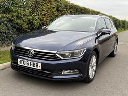 Blue Used 2016 VW Passat Business Estate | £4,995 (Fair price)