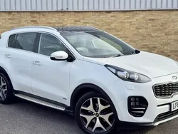 White Used 2017 Kia Sportage GT-Line S SUV | £11,990 (Good price)