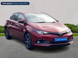 Red Used 2018 Toyota Auris Design Hatchback | £10,499 (Fair price)