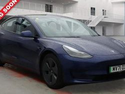 Blue Used 2021 Tesla Model 3 Standard Range Plus Sedan | £18,300 (Fair price)
