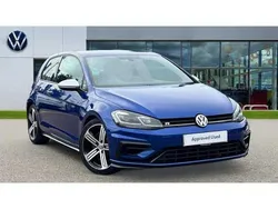 Lapiz blue metallic Used 2018 VW Golf VII R Hatchback | £18,482 (Fair price)
