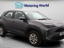 Used 2024 Toyota Yaris Hybrid Estate | £18,800 (Super price)