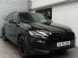Black Used 2020 Audi Q7 S-Line SUV | £25,824 (Fair price)