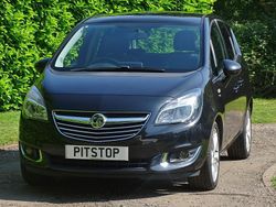 Black Used 2016 Vauxhall Meriva MPV | £7,100 (Expensive)
