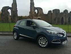 Blue Used 2017 Renault Captur Dynamique SUV | £5,699 (Super price)