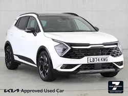 White Used 2024 Kia Sportage 4 SUV | £31,000 (Fair price)