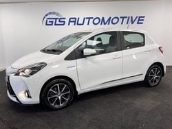 White Used 2019 Toyota Yaris Hatchback | £12,390 (Fair price)