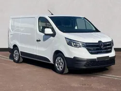 Solid glacier white New 2025 Renault Trafic Van | £21,990