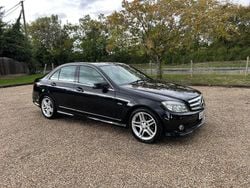 Black Used 2009 Mercedes C250 Sedan | £3,690 (Fair price)