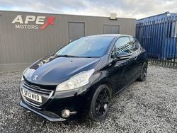 Black Used 2013 Peugeot 208 Hatchback | £2,950 (Good price)