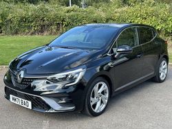 Black Used 2021 Renault Clio V RS Line Hatchback | £12,600 (Fair price)