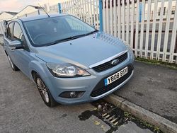 Blue Used 2008 Ford Focus Titanium Hatchback | £490 (Good price)
