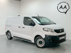 White Used 2022 Peugeot Expert Premium Van | £13,450 (Fair price)