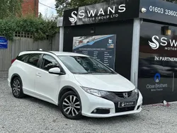 White Used 2014 Honda Civic SE Plus Estate | £3,995 (Fair price)
