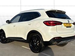 White Used 2022 MG HS Exclusive SUV | £14,958 (Fair price)