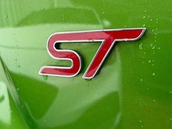 Green Used 2023 Ford Focus ST Estate | £26,950 (Expensive)