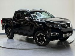 Black Used 2021 Nissan Navara Tekna Pickup | £14,000 (Fair price)