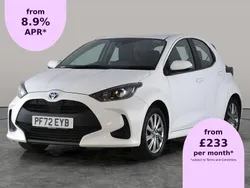 White Used 2022 Toyota Yaris Hybrid Hatchback | £15,990 (Good price)