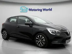 Used 2022 Renault Clio V Evolution Hatchback | £13,600 (Good price)
