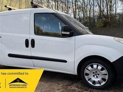 White Used 2014 Fiat Doblò MPV | £3,495 (Good price)