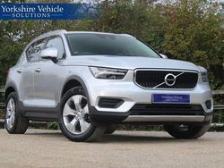 Silver Used 2019 Volvo XC40 Momentum SUV | £17,989 (Fair price)