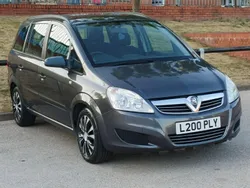 Grey Used 2009 Vauxhall Zafira MPV | £3,000 (Fair price)