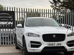 White Used 2017 Jaguar F-Pace R-Sport SUV | £16,495 (Fair price)