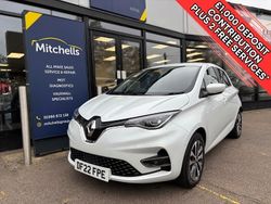 White Used 2022 Renault Rapid GT Hatchback | £11,295 (Fair price)
