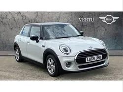 Silver Used 2019 Mini Cooper Classic Hatchback | £12,593 (Good price)
