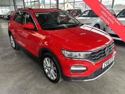 Red Used 2018 VW T-Roc SE SUV | £11,995 (A bit pricey)