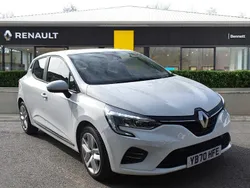 White Used 2020 Renault Clio V Play Hatchback | £9,980 (Fair price)