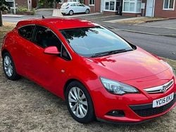 Used 2015 Vauxhall Astra GTC SRi Coupe | £2,700 (Super price)