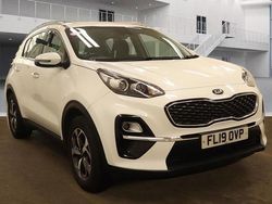 White Used 2019 Kia Sportage SUV | £11,475 (Fair price)