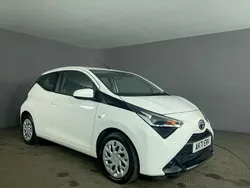 White Used 2021 Toyota Aygo X-play Hatchback | £9,499 (Fair price)