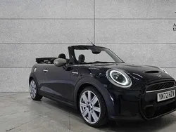 Black Used 2022 Mini Cooper S Exclusive Hatchback | £21,646 (A bit pricey)