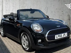 Black Used 2016 Mini Cooper Hatchback | £12,890 (Fair price)