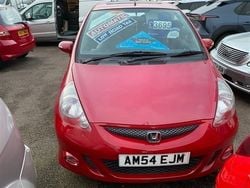 Red Used 2007 Honda Jazz Sport Hatchback | £3,300 (Expensive)