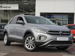 Used 2024 VW T-Roc Style SUV | £25,440 (Fair price)