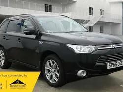 Black Used 2015 Mitsubishi Outlander P-HEV | £7,995 (Good price)