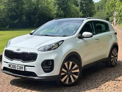 White Used 2017 Kia Sportage 3 SUV | £8,500 (Fair price)