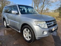 Silver Used 2011 Mitsubishi Shogun SUV | £5,795 (Good price)