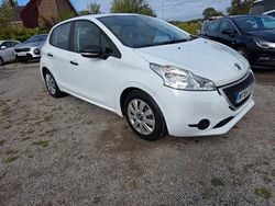 White Used 2014 Peugeot 208 Access Hatchback | £2,890 (Fair price)