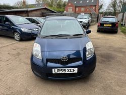 Blue Used 2009 Toyota Yaris Hatchback | £2,995 (Expensive)