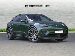 Green Used 2025 Porsche Macan SUV | £77,990