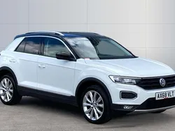 White Used 2019 VW T-Roc SEL SUV | £12,839 (Fair price)