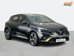 Black Used 2023 Renault Clio V Engineered Hatchback | £16,295 (Fair price)