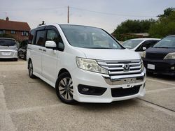 White Used 2025 Honda Stepwgn MPV | £10,495