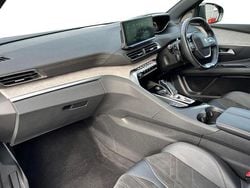 Blue Used 2022 Peugeot 3008 Premium SUV | £20,495 (Fair price)